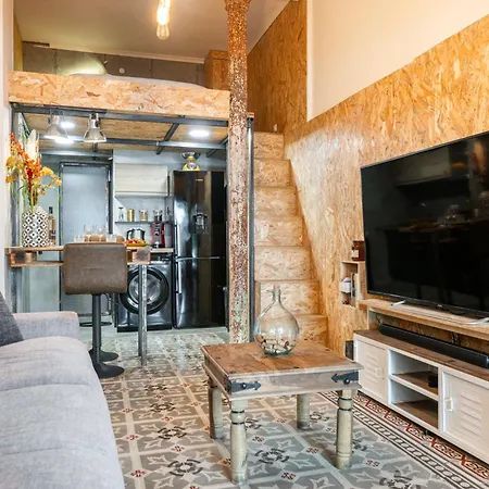 Le Loft - Un Voyage Urbain Au Coeur De La Niza